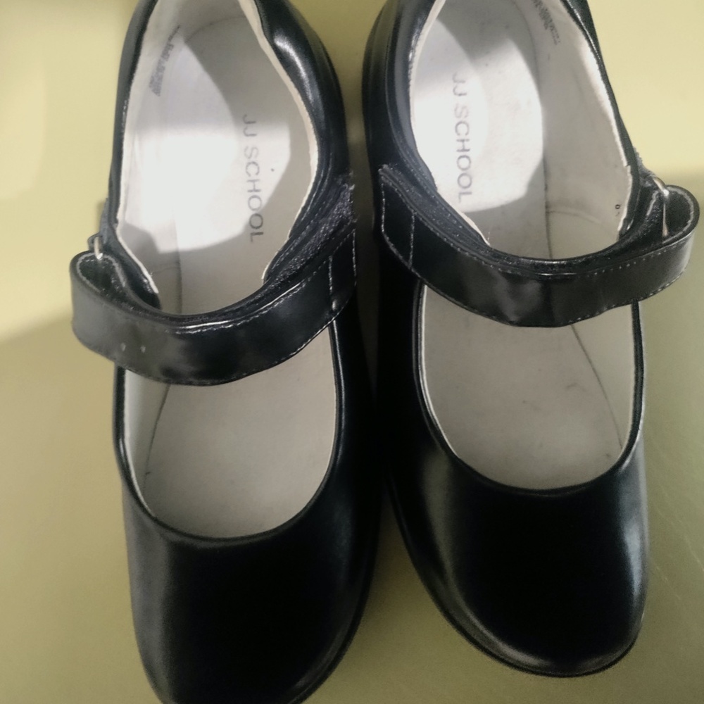 Mary Janes, JJ School, Size 7M